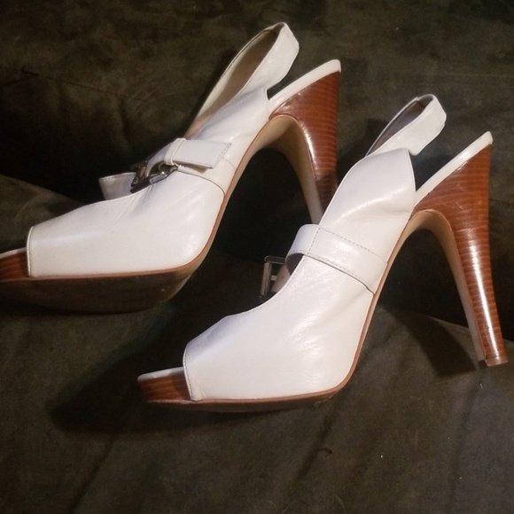 Women's Size 11 Michael Kors Heels - Picture 8 of 8